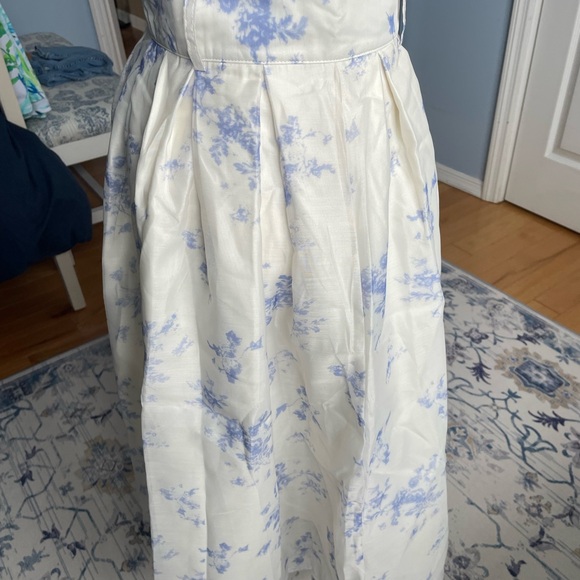 CHICWISH Pleated Midi Skirt-Blue/Ivory Floral/Toile Pattern-Medium - Picture 3 of 9
